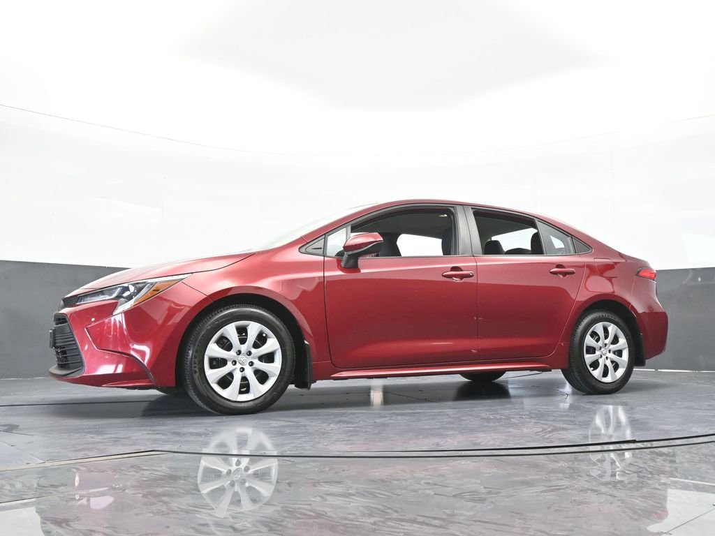 Used 2024 Toyota Corolla LE FWD image 50