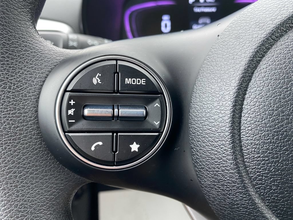 Certified 2024 Kia Soul LX FWD image 34