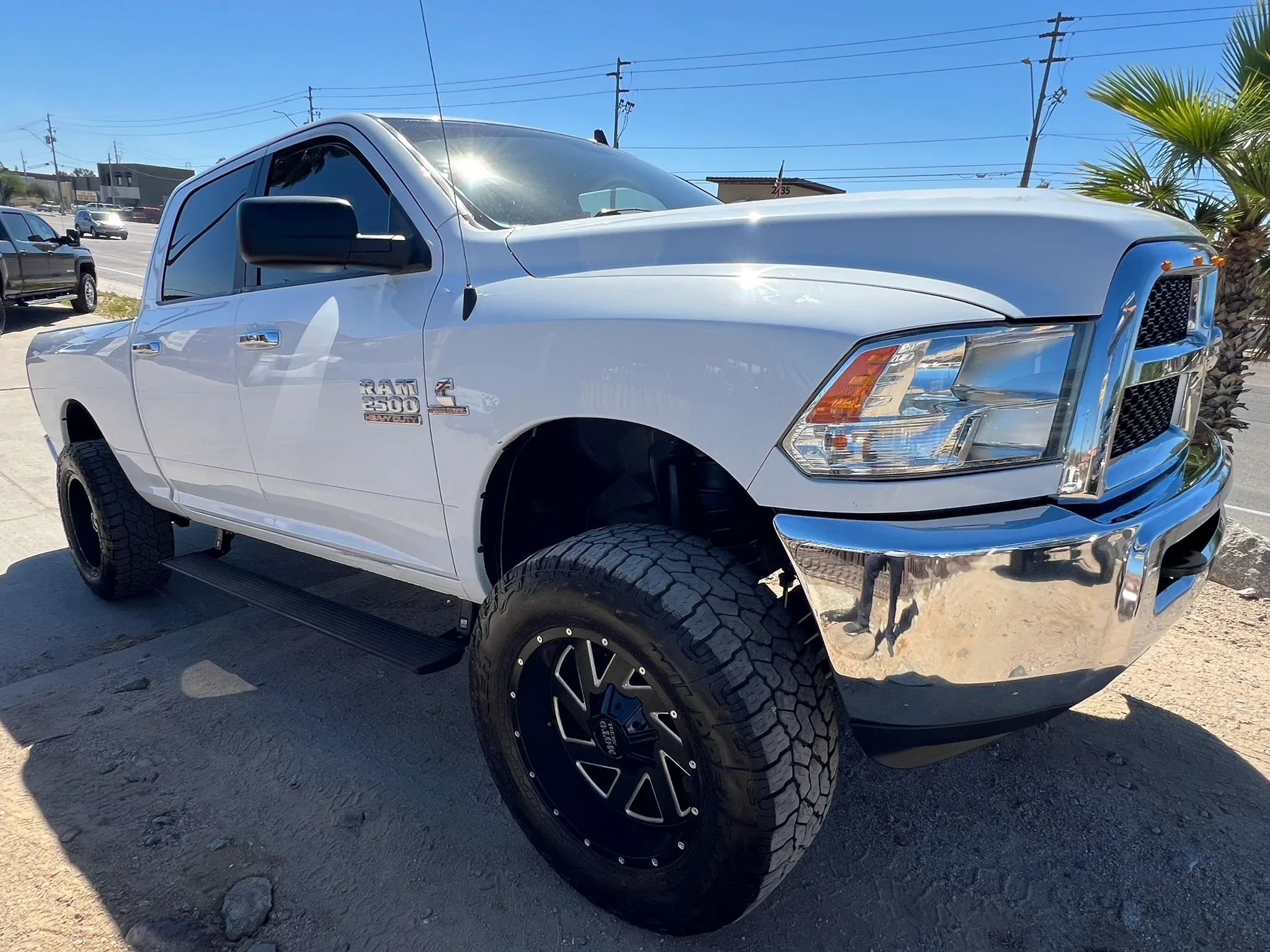 Used 2018 RAM 2500 SLT image 5