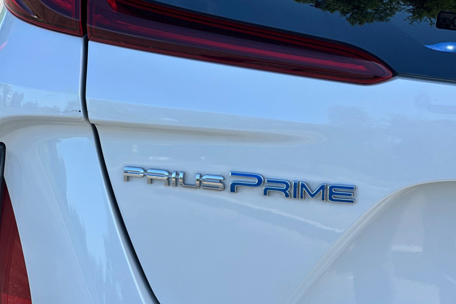 Used 2019 Toyota Prius Prime Premium image 37