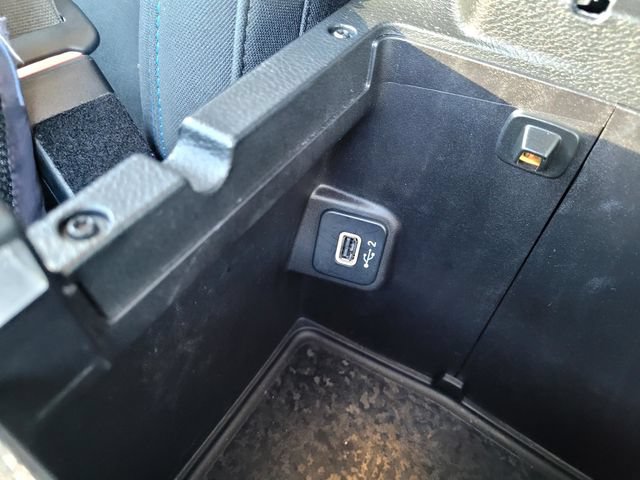 Used 2024 Jeep Wrangler Unlimited Rubicon 4xe AWD/4WD image 19