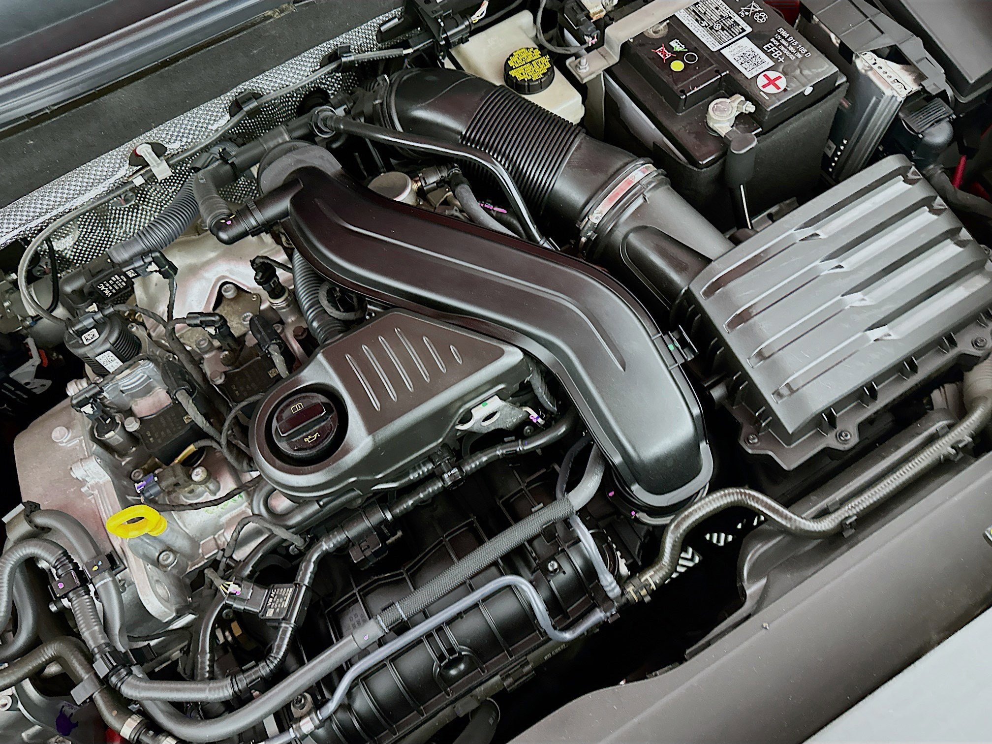 Used 2023 Volkswagen Taos SEL image 34