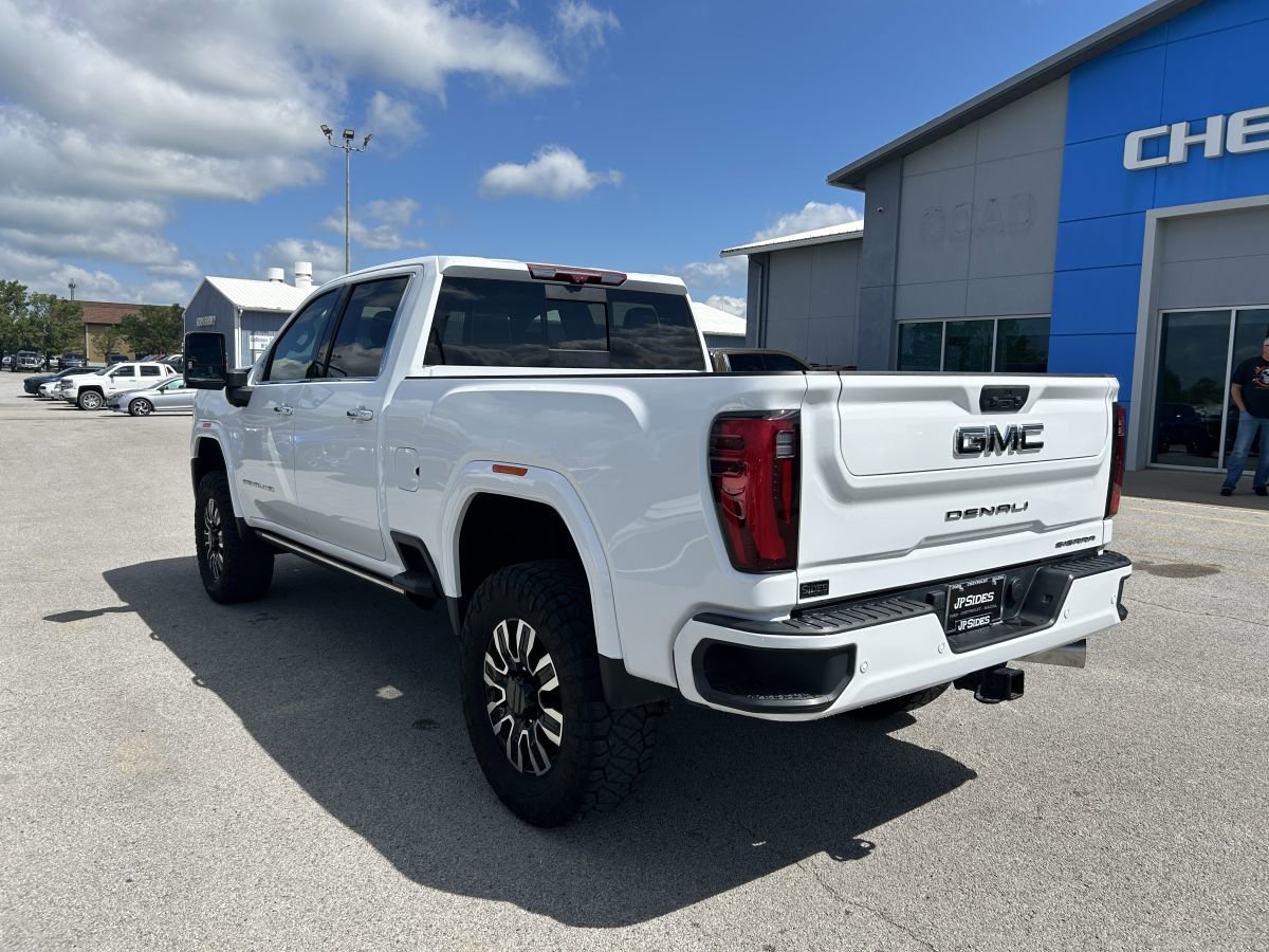 Used 2024 GMC Sierra 2500 Denali Ultimate AWD/4WD image 6