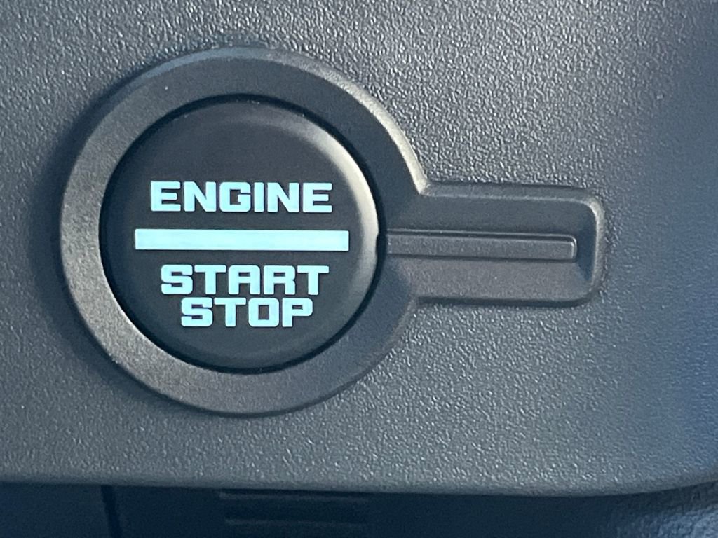 New 2025 Ford Bronco Outer Banks image 9