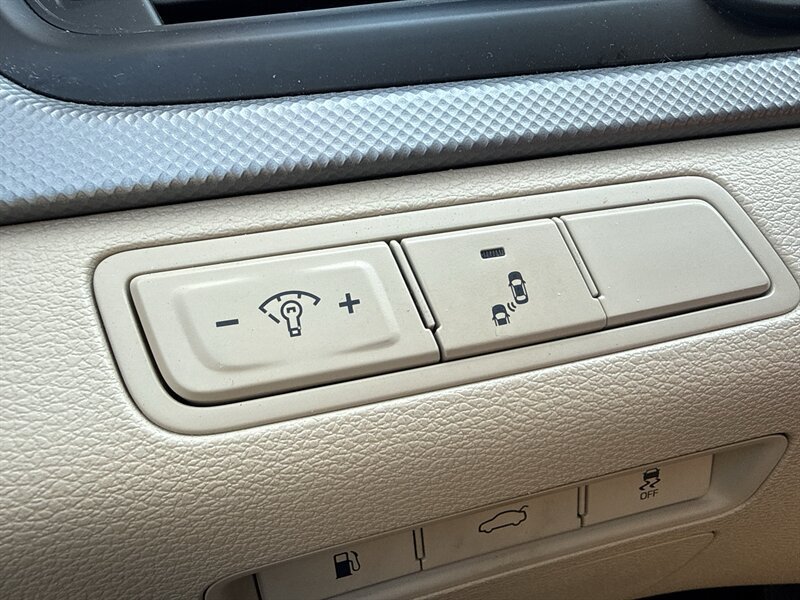 Used 2019 Hyundai Sonata SE FWD image 8