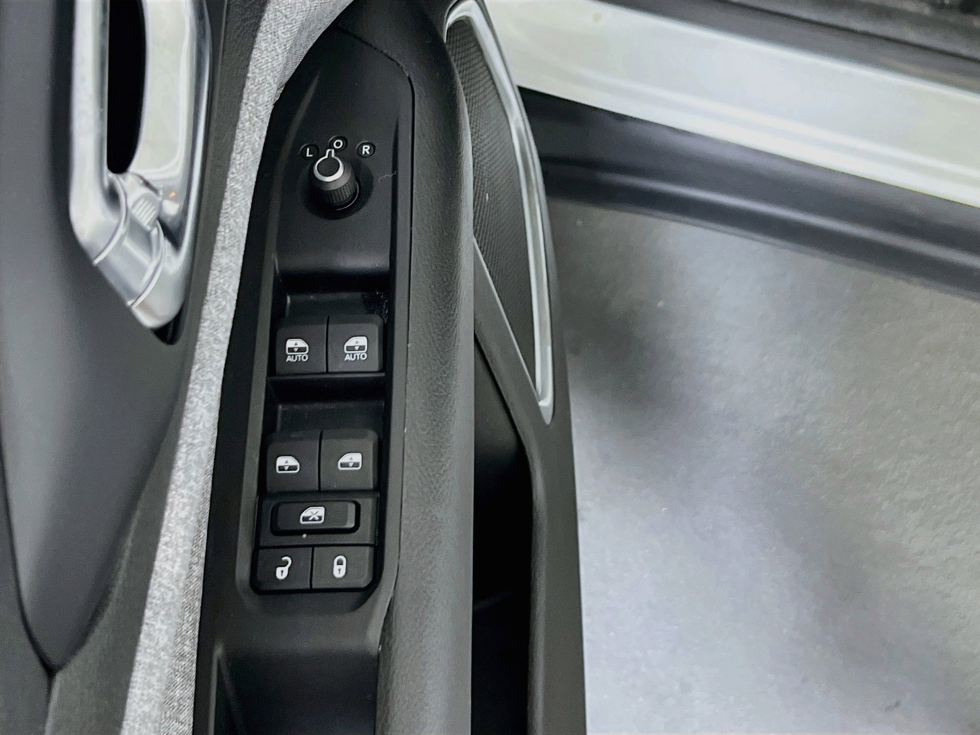 Used 2022 Jeep Compass Latitude AWD/4WD image 17