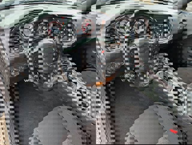 Used 2023 Dodge Challenger R/T w/ T/A Package image 10