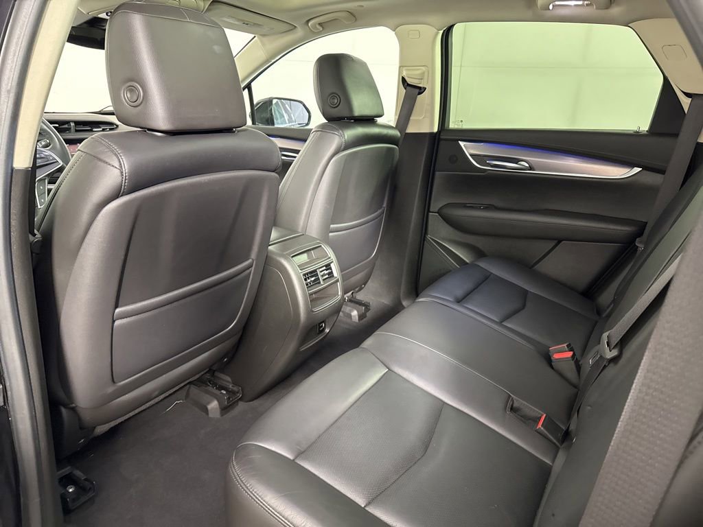 Used 2017 Cadillac XT5 Premium Luxury AWD/4WD image 21