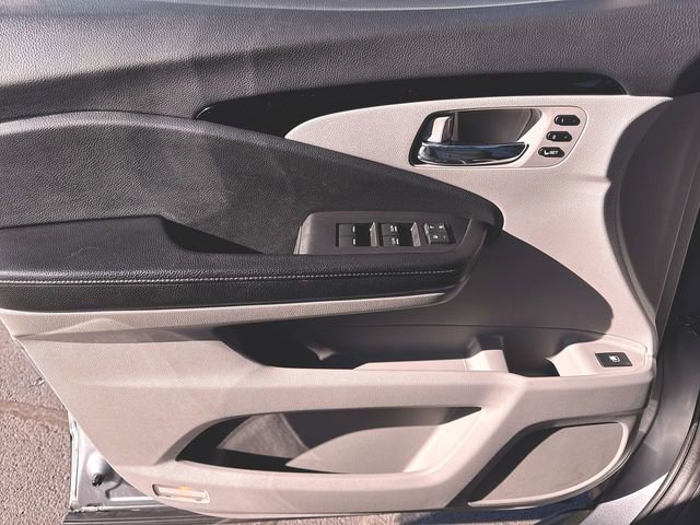 Used 2019 Honda Ridgeline RTL-E image 23