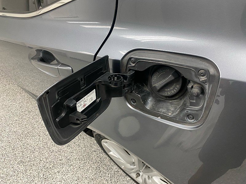 Used 2016 Lexus IS 200t image 13