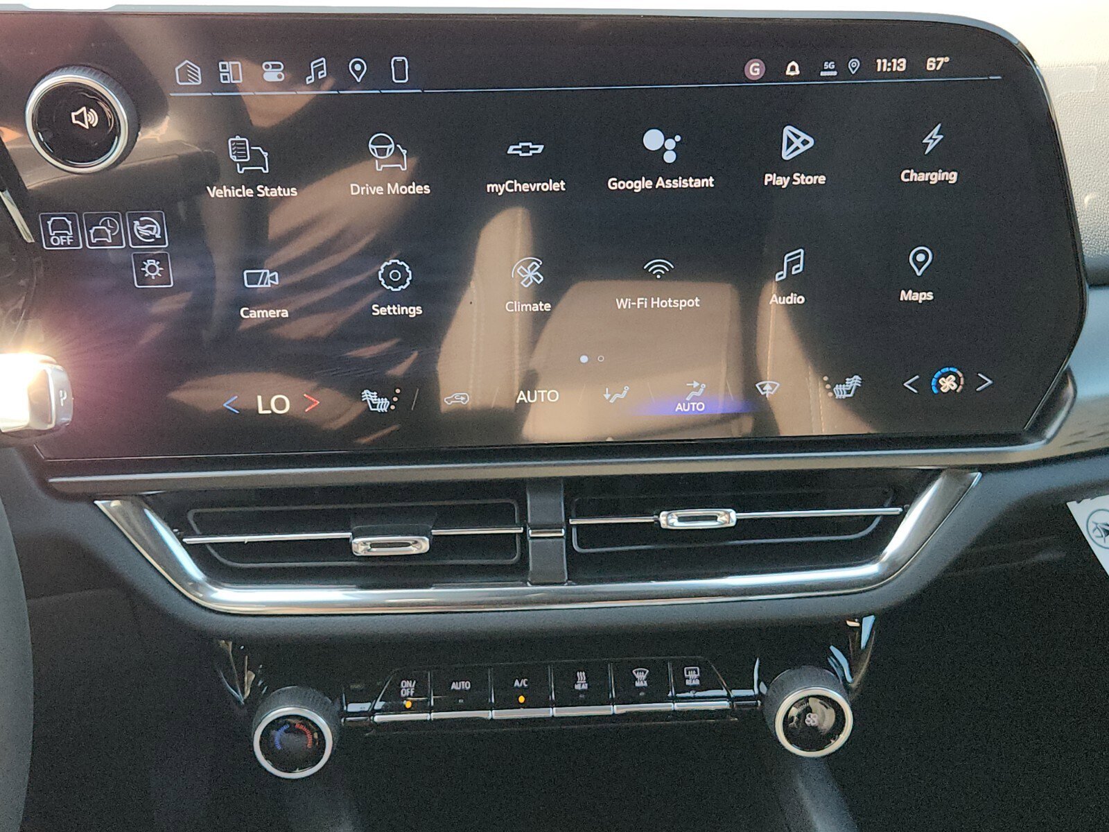 New 2026 Chevrolet Equinox EV LT image 14