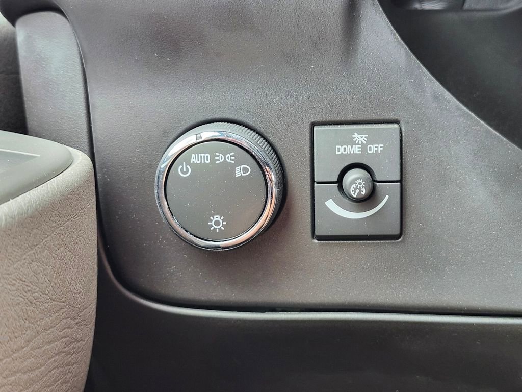 Used 2022 Chevrolet Express 3500 w/ Power Convenience Package RWD image 14