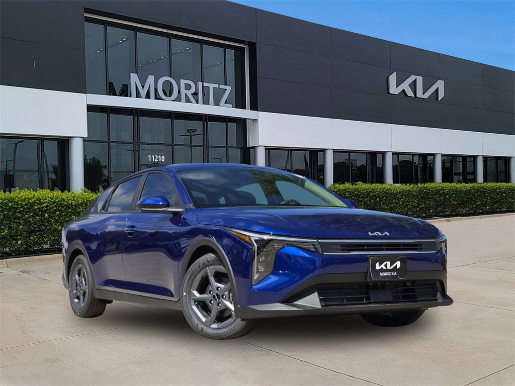 New 2025 Kia K4 LXS