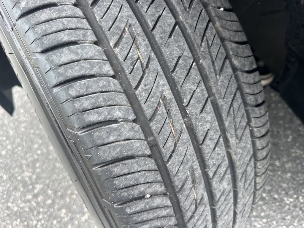 Used 2025 Nissan Pathfinder SL image 34