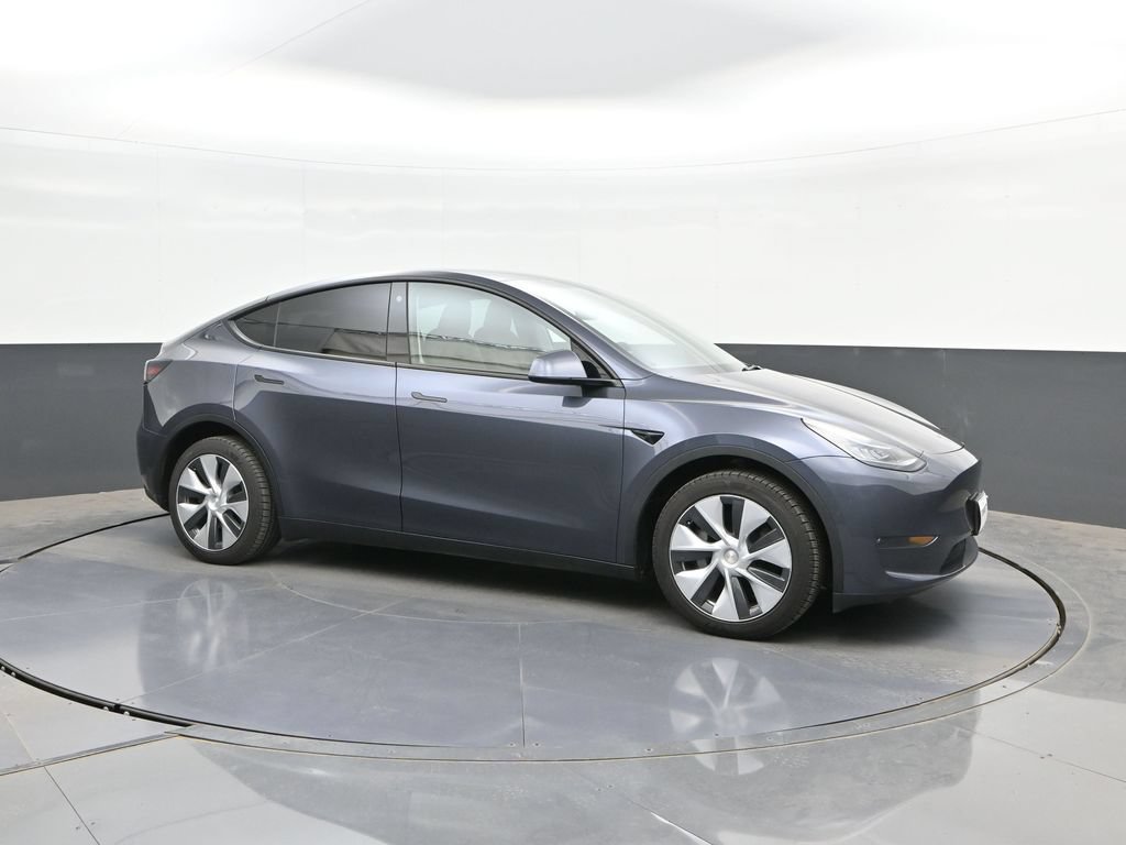 Used 2023 Tesla Model Y Long Range AWD/4WD image 16