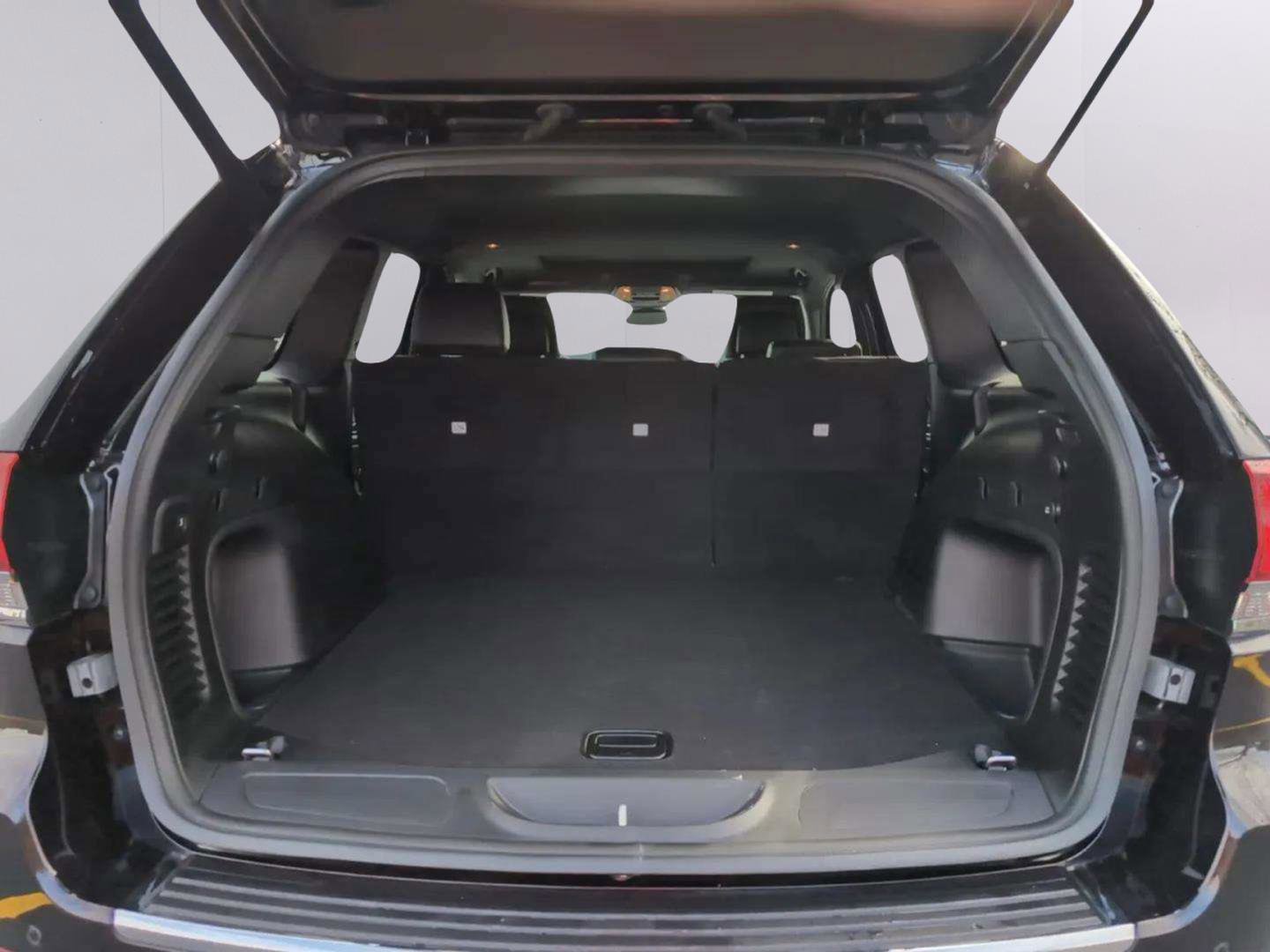 Used 2021 Jeep Grand Cherokee Limited image 20