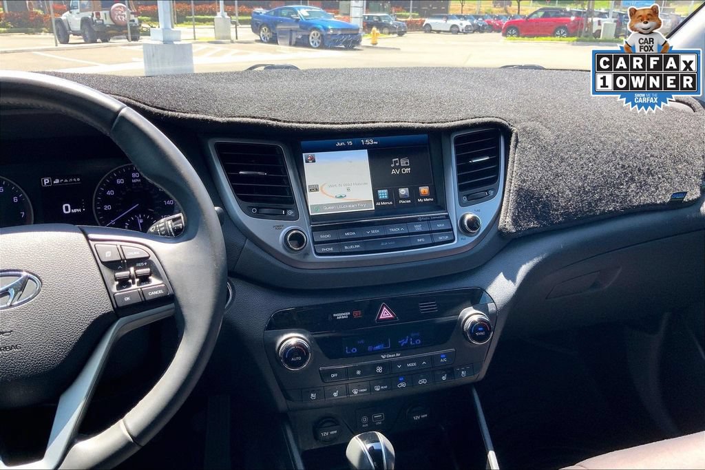 Used 2016 Hyundai Tucson Limited w/ Option Group 03 FWD image 6