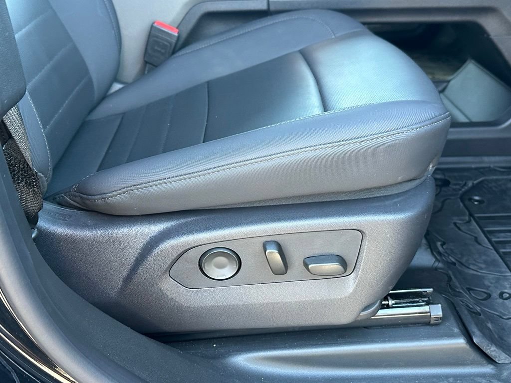 Certified 2024 GMC Hummer EV 2X w/ LPO, Illumination Package AWD/4WD image 21
