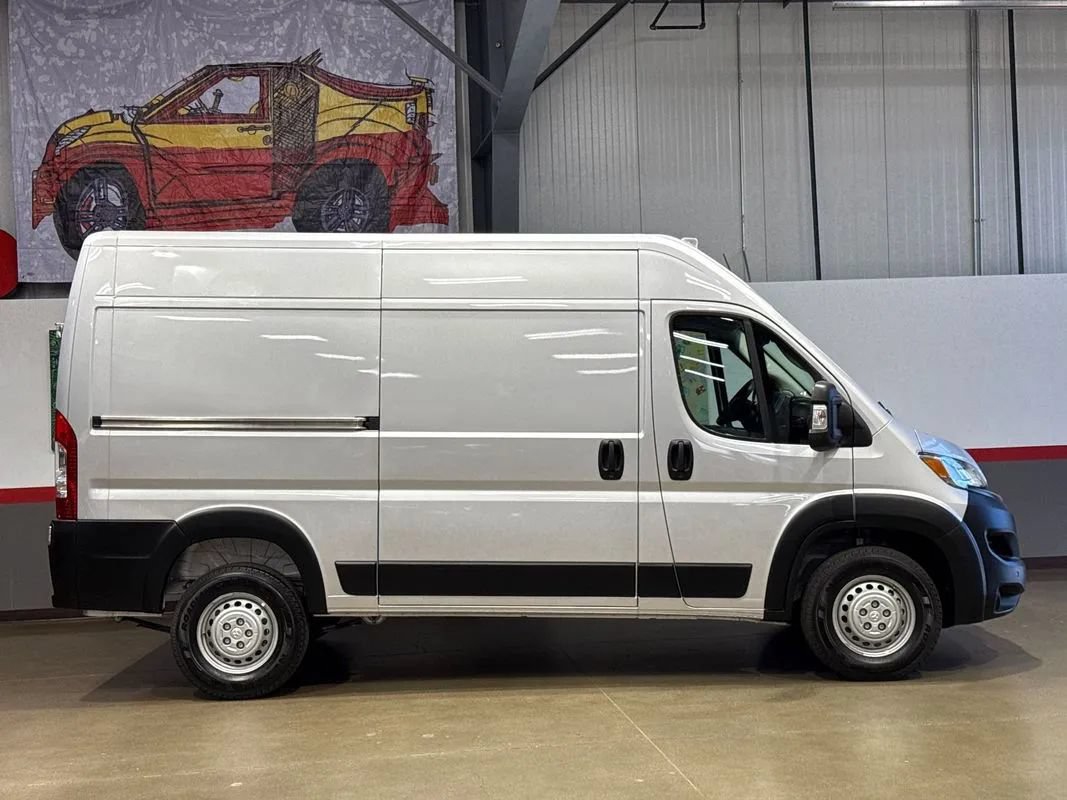 Used 2026 RAM ProMaster 1500 w/ Safety Group FWD image 4