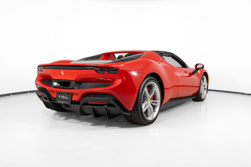 Used 2025 Ferrari 296 GTS RWD image 8