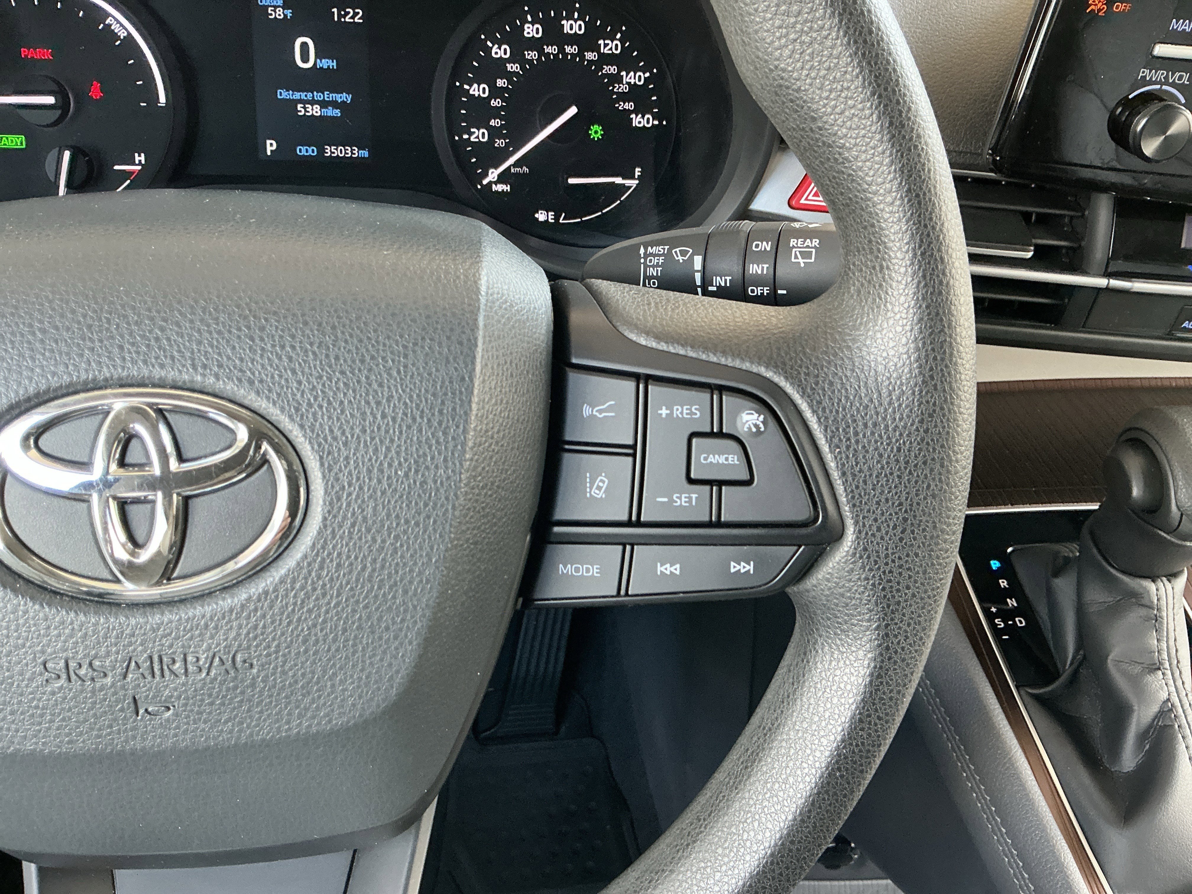 Used 2022 Toyota Sienna LE image 13