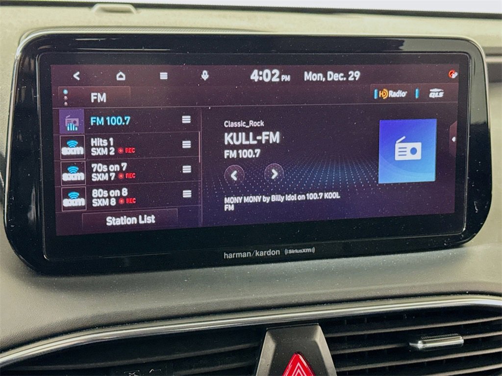 Used 2023 Hyundai Santa Fe SEL w/ Premium Package image 13