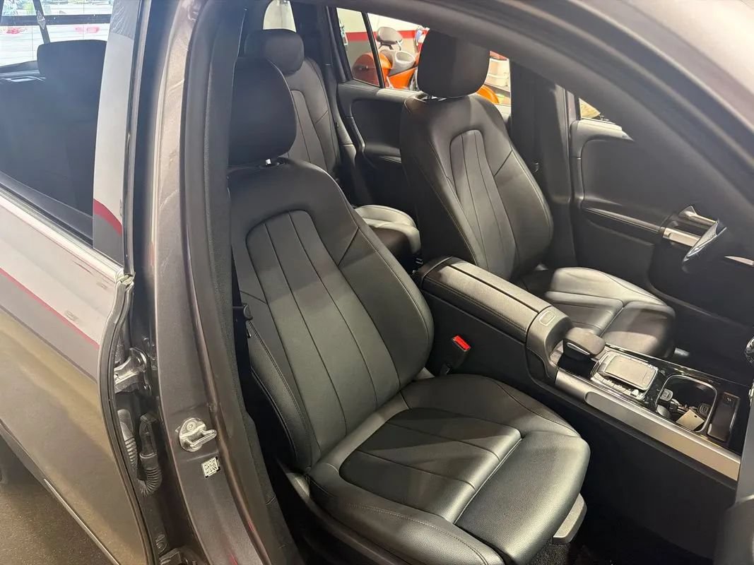 Used 2022 Mercedes-Benz GLB 250 4MATIC image 76
