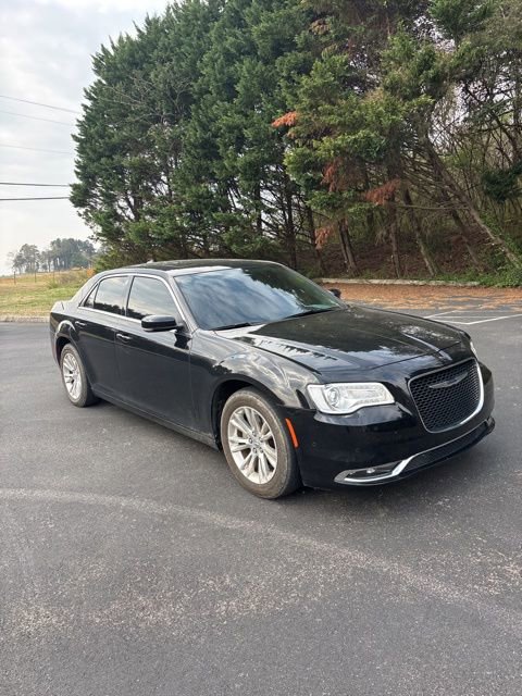 Used 2021 Chrysler 300 Touring L w/ Popular Equipment Group image 21