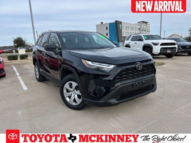 Used 2025 Toyota RAV4 LE image 1