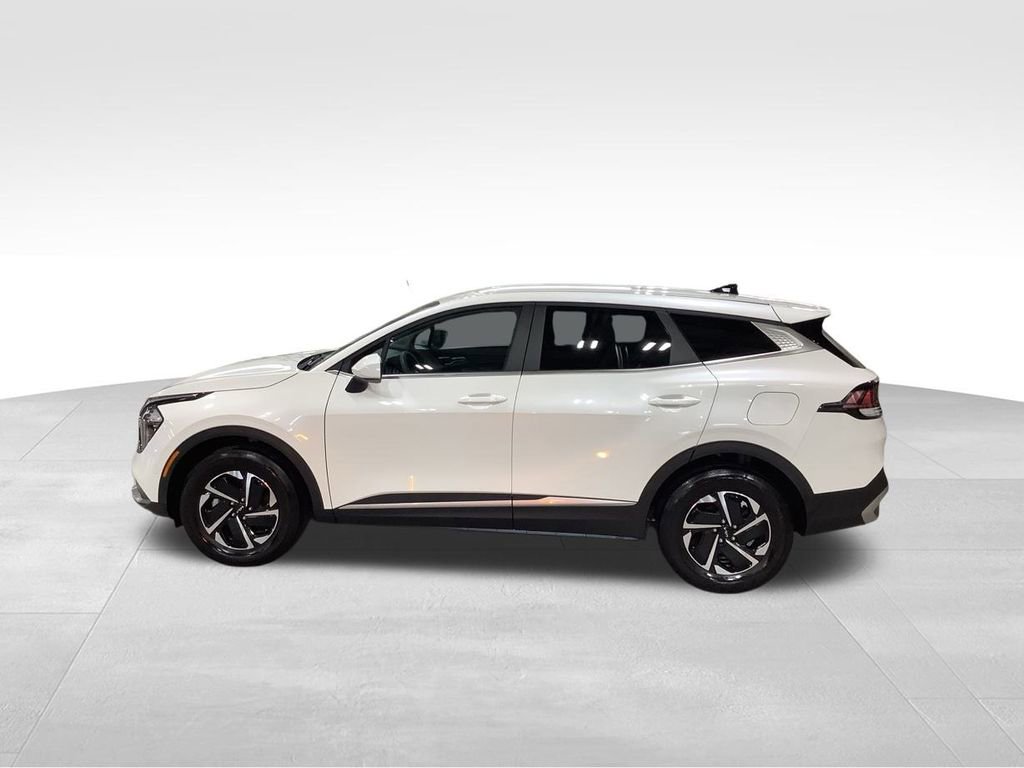 Certified 2023 Kia Sportage LX image 6