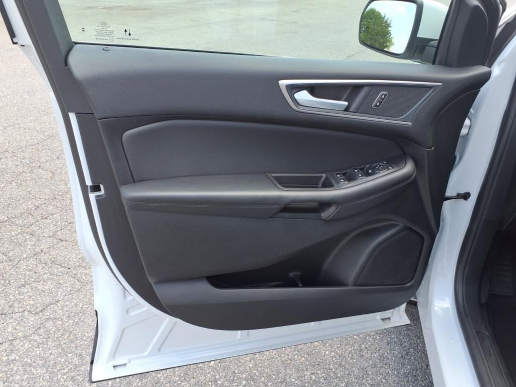Used 2024 Ford Edge SEL image 14