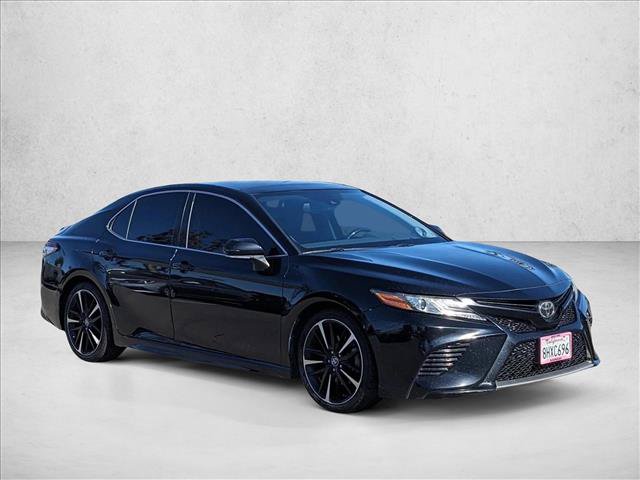 Used 2019 Toyota Camry XSE FWD image 3