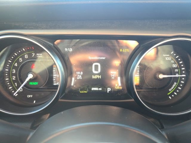 Certified 2023 Jeep Wrangler Unlimited w/ Sun & Screen Package image 11