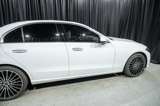 Used 2026 Mercedes-Benz C 300 Sedan image 4