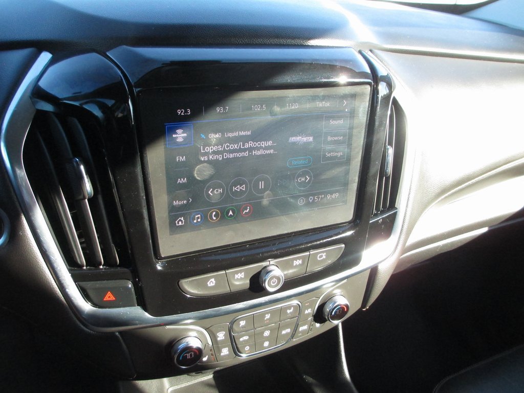 Used 2021 Chevrolet Traverse LT w/ LT Premium Package image 27