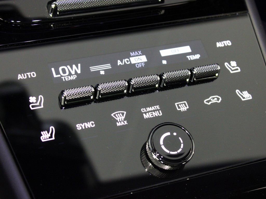 Certified 2025 Porsche Cayenne image 31