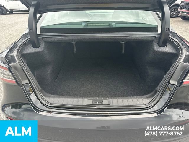 Used 2023 Nissan Maxima SL FWD image 21