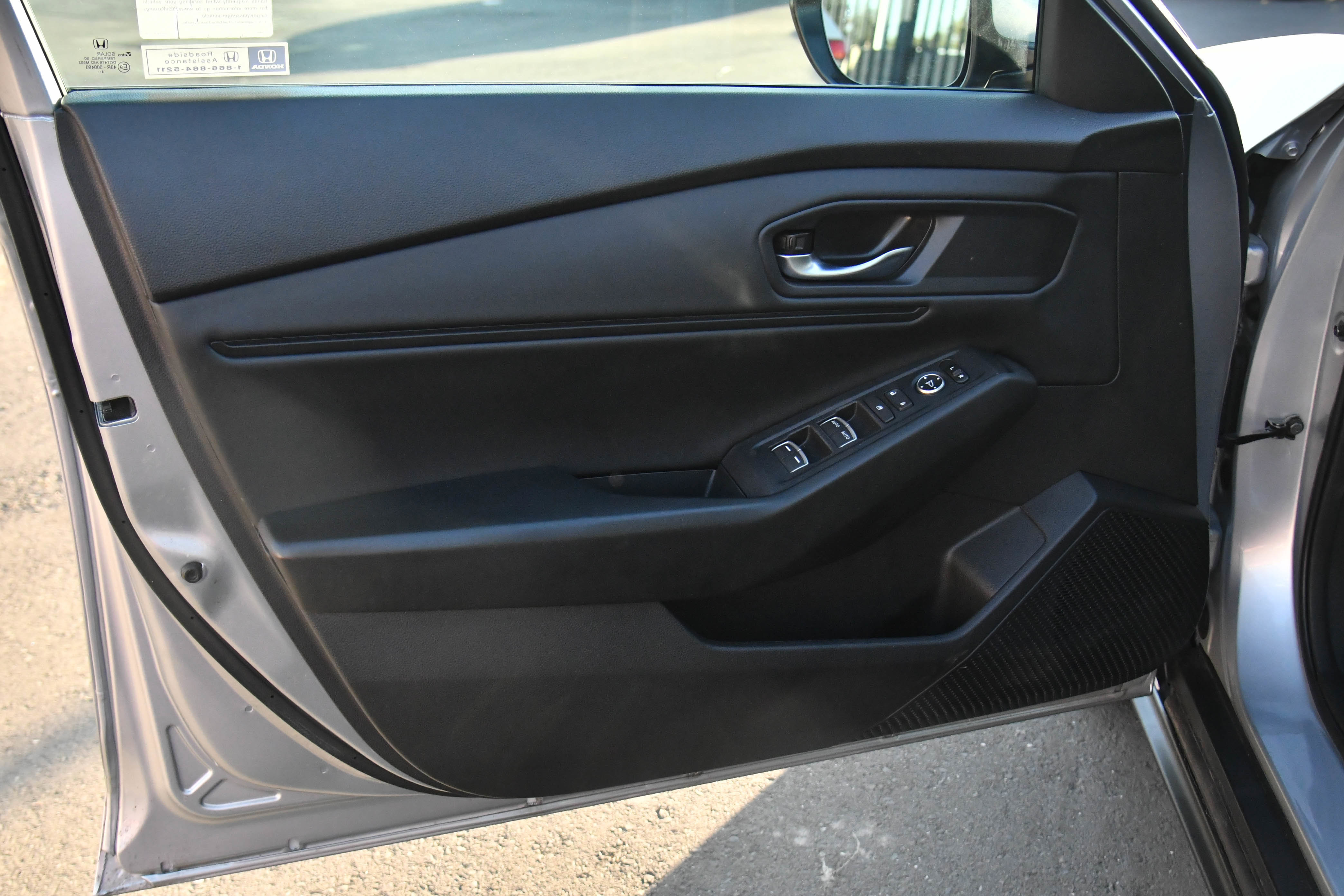 Used 2024 Honda Accord EX image 13