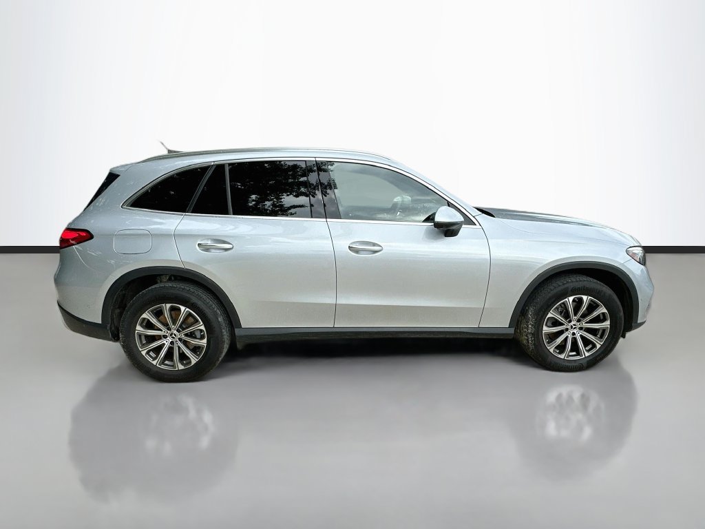 Certified 2024 Mercedes-Benz GLC 300 4MATIC image 4