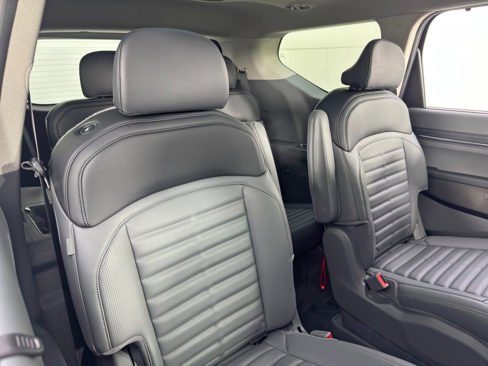 Used 2026 Kia EV9 Land image 42