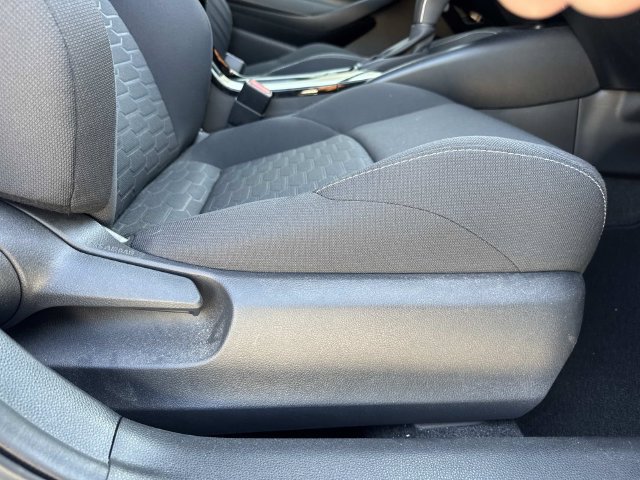 Used 2021 Toyota Corolla SE FWD image 11