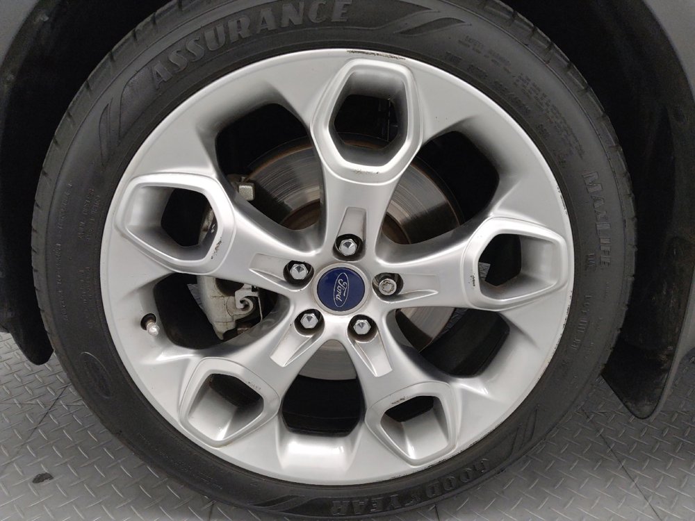 Used 2015 Ford Escape Titanium w/ Equipment Group 301A AWD/4WD image 31
