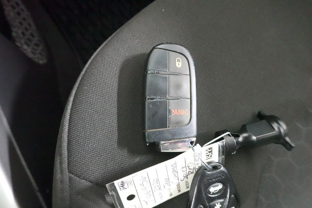 Used 2020 Jeep Compass Sport AWD/4WD image 23
