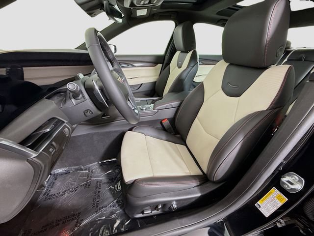 Used 2025 Cadillac CT5 Sport w/ Technology Package image 21