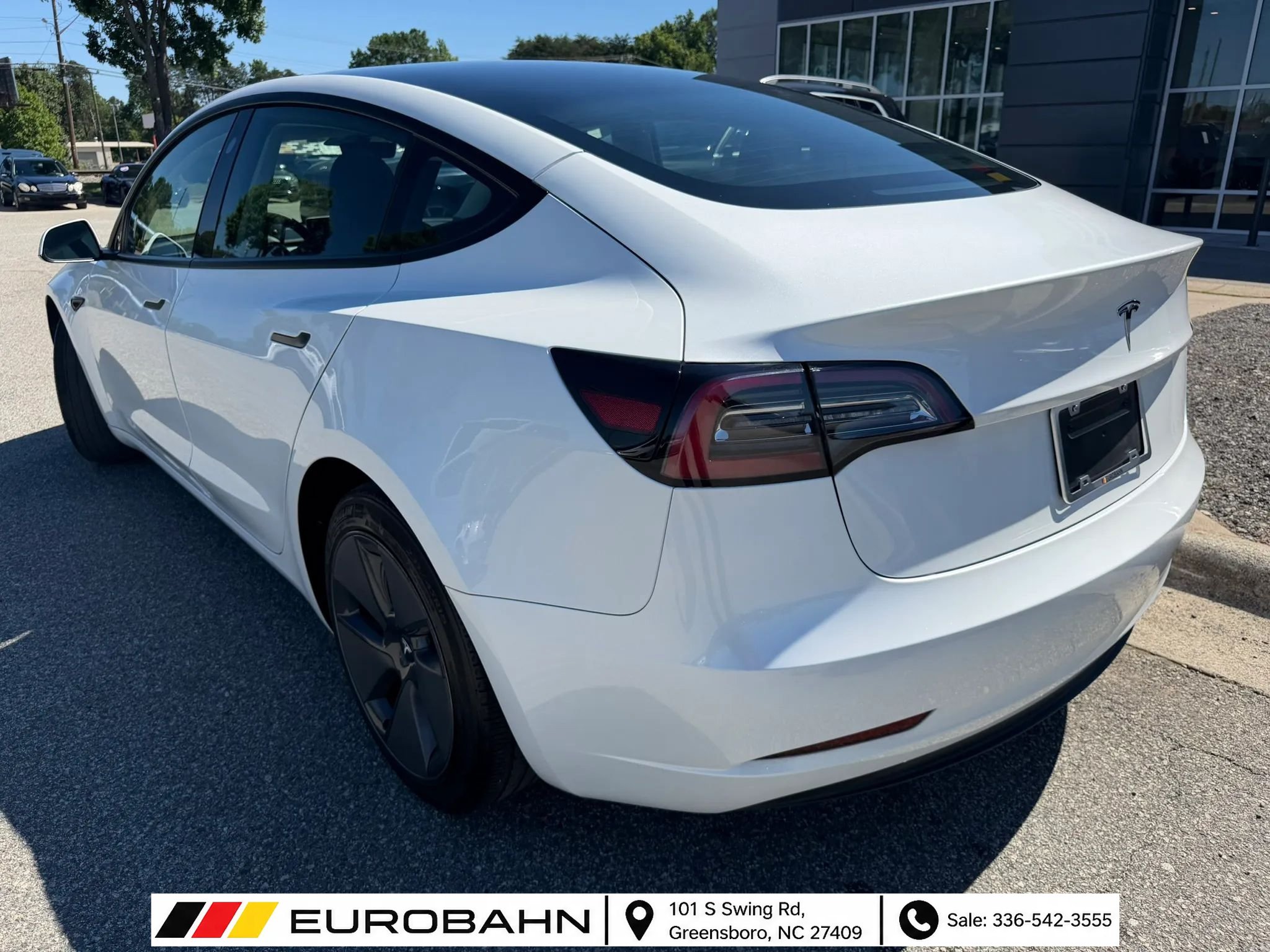 Used 2023 Tesla Model 3 Standard Range RWD image 3