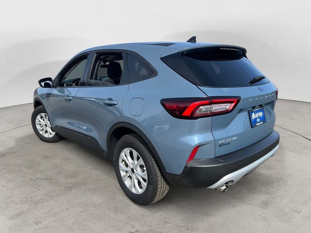 Used 2025 Ford Escape Active AWD/4WD image 4