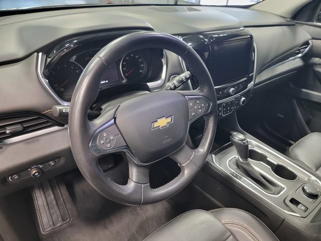 Used 2019 Chevrolet Traverse RS FWD image 12