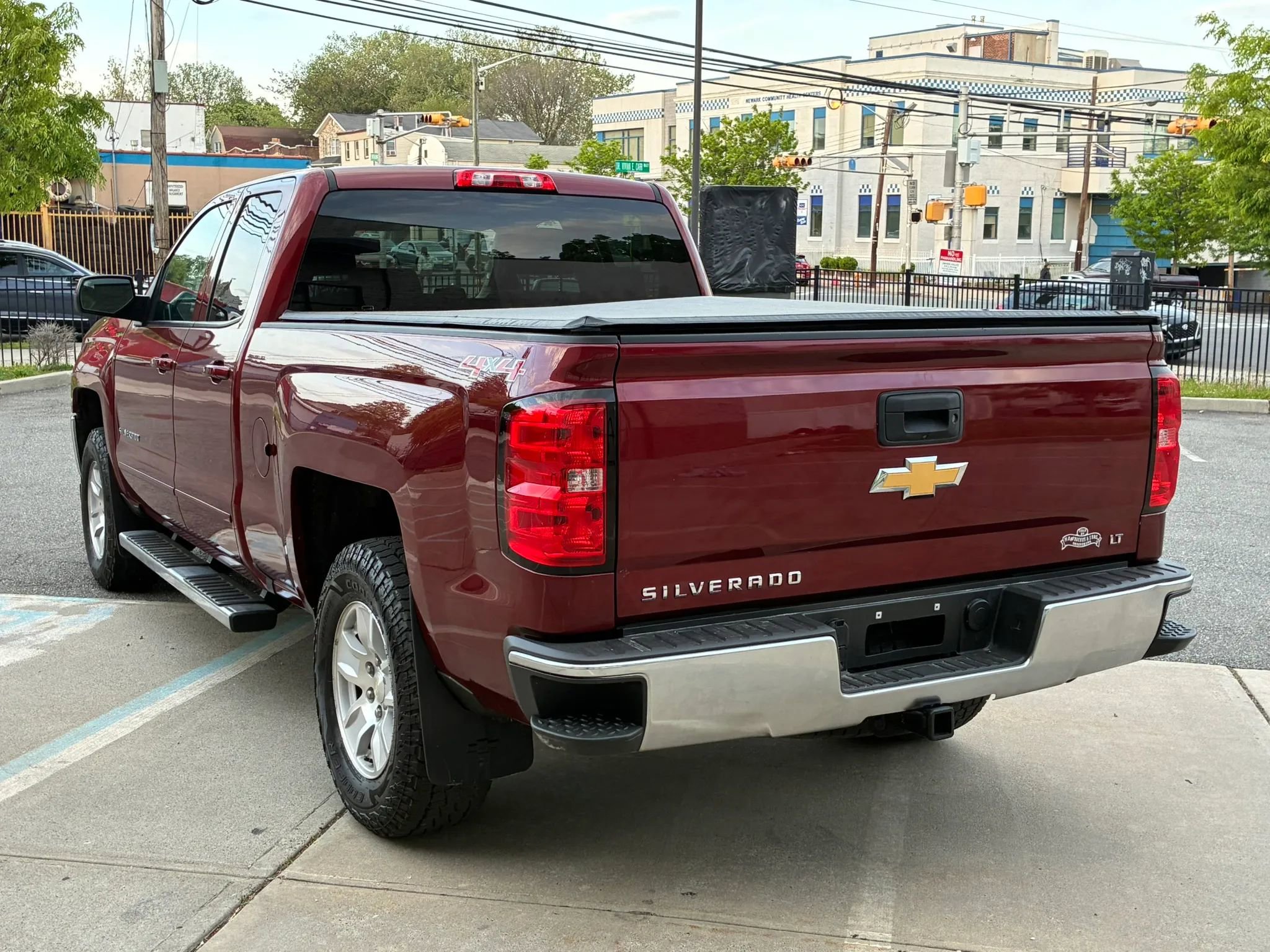 Used 2016 Chevrolet Silverado 1500 LT w/ All Star Edition AWD/4WD image 8