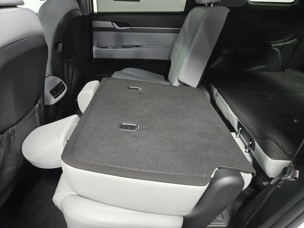 Used 2022 Hyundai Palisade SEL w/ 8P Bench Seat Package image 42