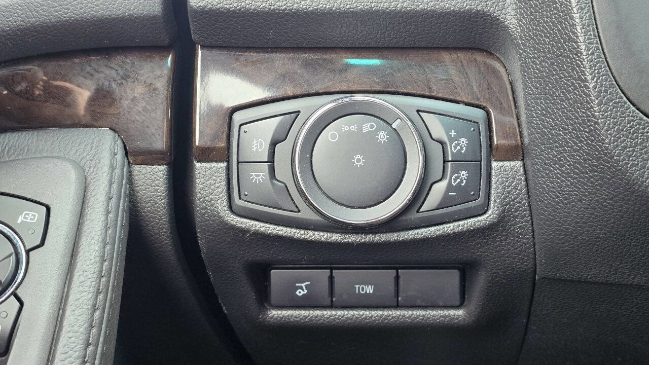 Used 2015 Ford Explorer Limited w/ Equipment Group 301A image 33